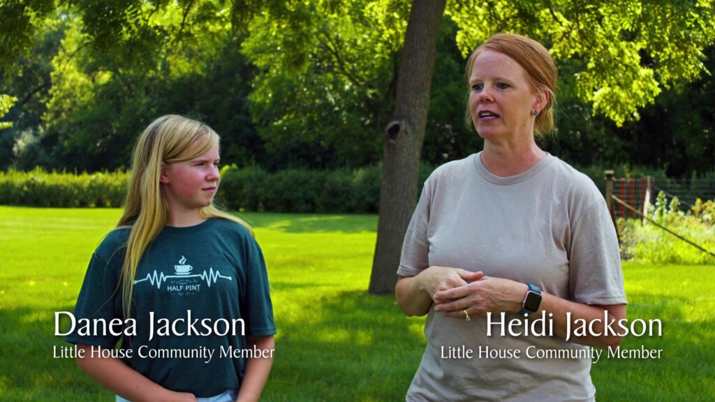 little house homecoming2025 11 28 18h32m50s421